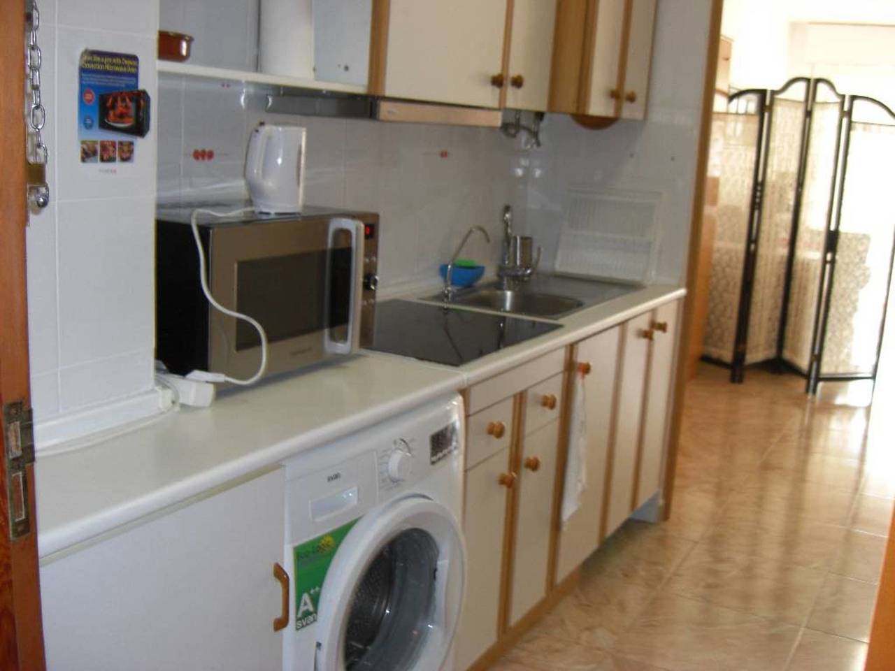Geheel appartement, Vakantieappartement voor 3 personen met terras in Torrevieja Centre, Torrevieja