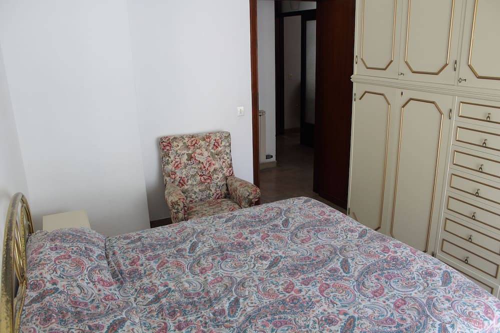 Apartamento entero, ¡A tiro de piedra del mar y dentro del Carnaval! in Viareggio, Costa de la Maremma
