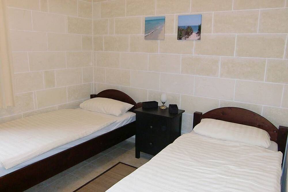 Villa Amicorum House West, pool 10 x 4 m in Manduria, Golfo di Taranto