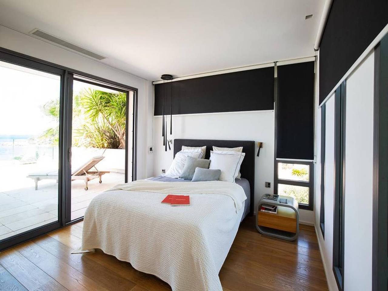 Luxury Seafront Villa with 2 Private Pools in Carry-le-Rouet, Côte méditerranéenne (France)