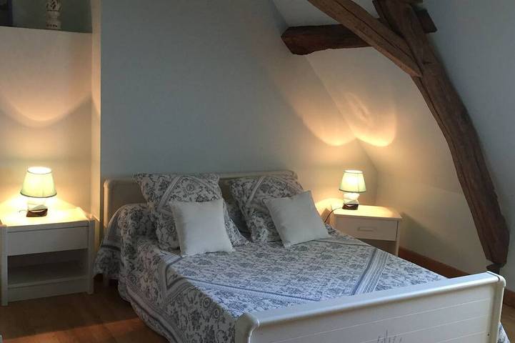 Gîte pour 12 personnes, avec Jardin à Saint-Paterne-Racan - 2