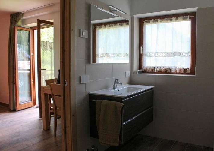 Location de vacances pour 3 personnes, avec balcon et vue à Rabbi - 4