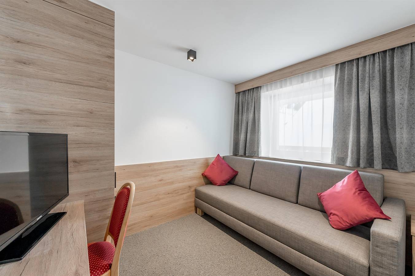 Ganze Ferienwohnung, Familienzimmer mit Balkon in Obergurgl, Ötztaler Alpen