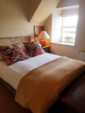Gîte pour 5 personnes, avec vue et jardin à Trim