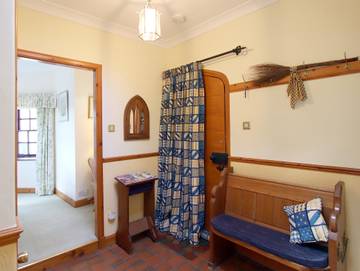 Log Cabin for 4 People in Dumfries and Galloway, Lowlands, Photo 3