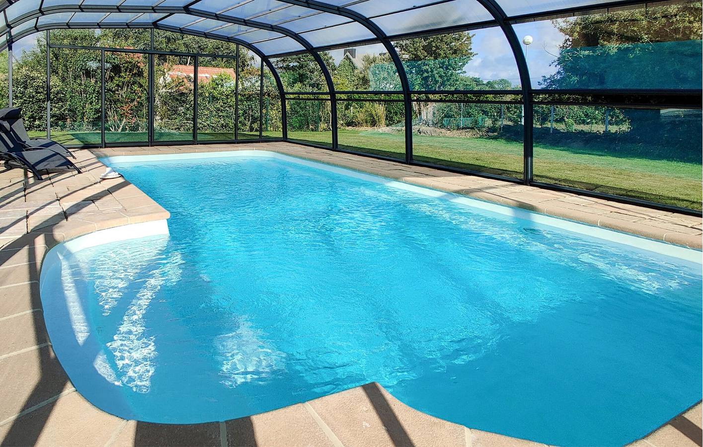 Acogedor apartamento con piscina y jardín cerca de la playa de la Vieille-Église in Barneville-Carteret, Côte de la Déroute