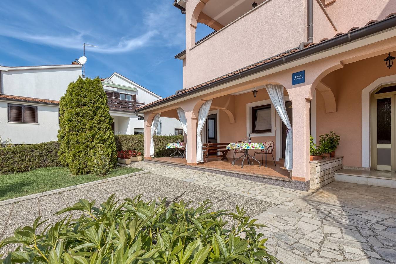 Hel lejlighed, Apartment Silva Iii on the Ground Floor near the sea
 in Rovinj Riviera, Rovinj