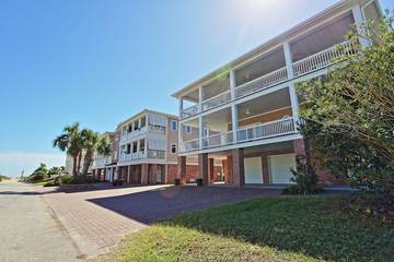 Vacation House for 8 Guests in Tybee Island, Georgia, Picture 2