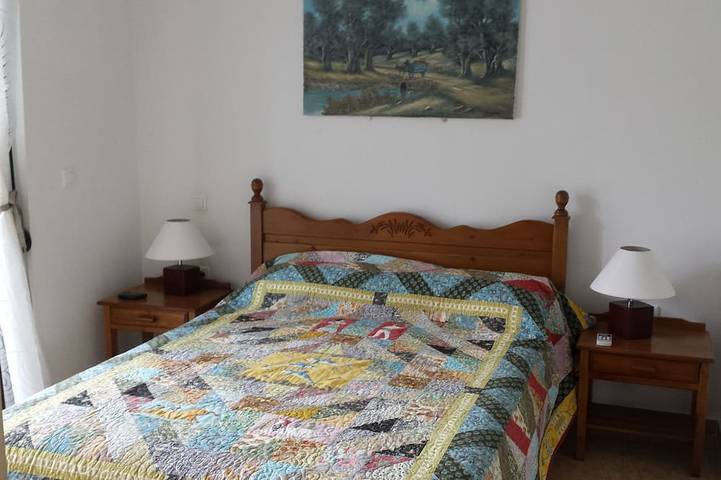 Gîte pour 6 personnes, avec jardin ainsi que piscine et balcon dans Almirida - 3