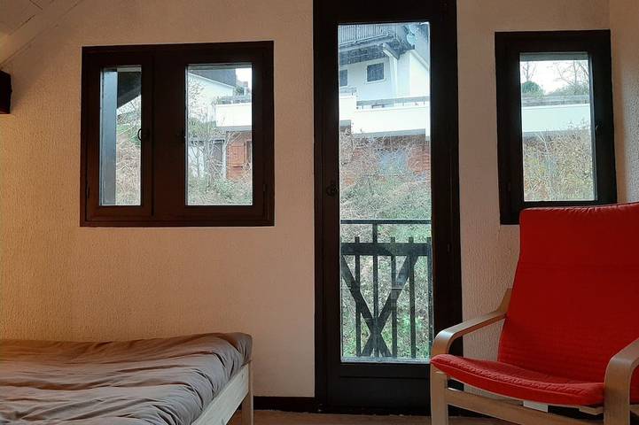 Gîte pour 8 personnes, avec piscine et balcon à Thollon-les-Mémises - 3