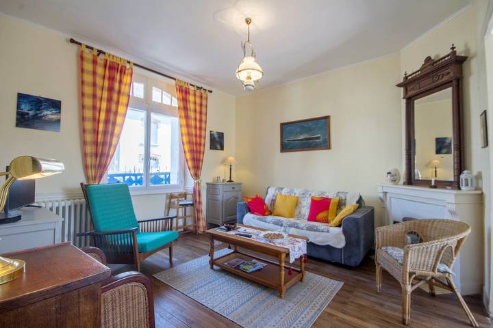 Gîte pour 4 personnes, avec jardin à Bono - 3