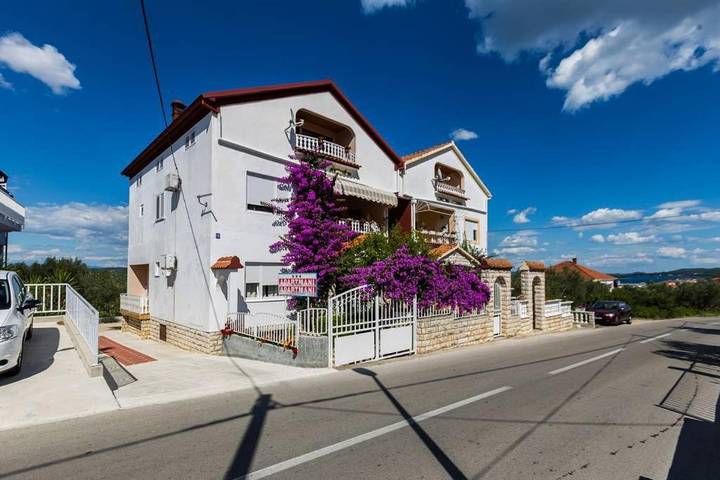 Villa pour 6 personnes, avec Balcon et Terrasse à Kali - 3