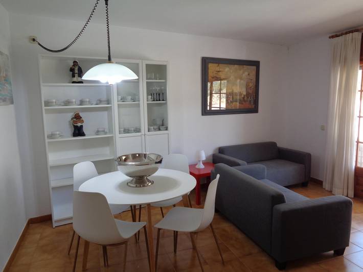 Appartement entier, Appartement sur la plage de Sa Riera, belle terrasse in Cala s'Antiga (Begur), Begur