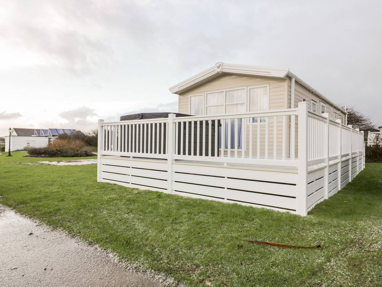Caravan for 4 People in Cornwall, South West England
