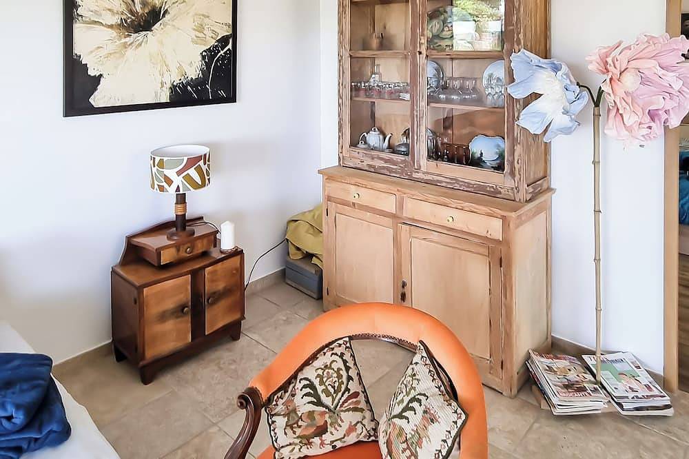 Maison dans un espace de verdure à proximité d'Uzès-Gard in Cavillargues, Région de Nîmes