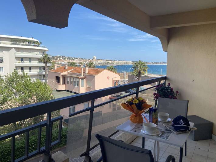 Gîte pour 4 personnes dans Plage Republique Frejus