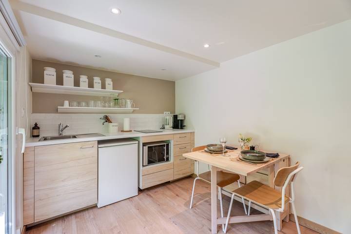 Hel lejlighed, Modern Cozy Guesthouse for Two Near Strasbourg in Souffelweyersheim, Strasbourg Området