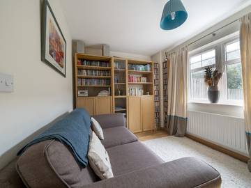 Holiday Home for 5 People in Belfast, County Down, Photo 4