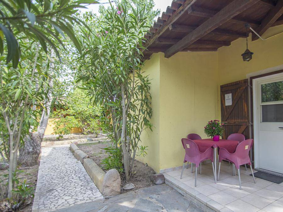Sos Flores Camping Village - Bungalow 5 personnes - Standard in Arbatax, Tortolì