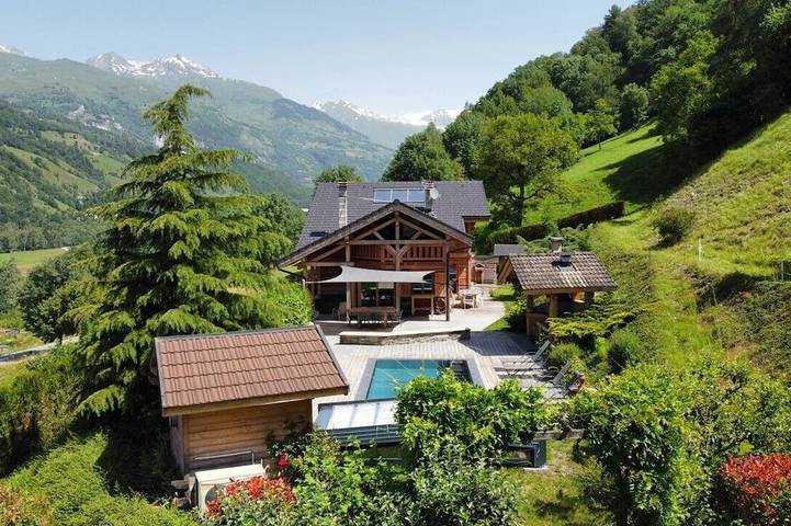 Maison pour 14 personnes, avec jardin ainsi que jacuzzi et sauna à Bourg-Saint-Maurice