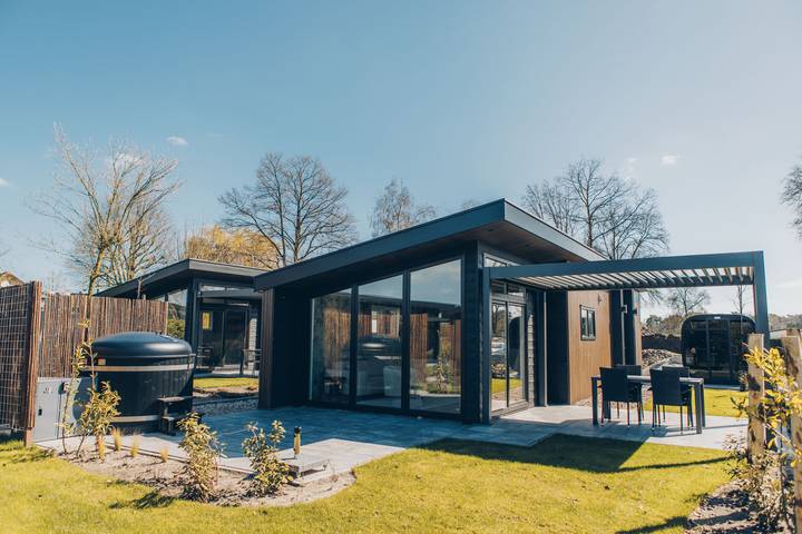 Bungalow für 4 Personen, mit Garten und Terrasse sowie Sauna, mit Haustier