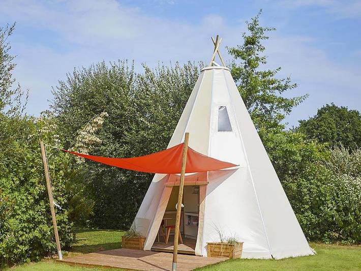 Tente pour 4 personnes, avec piscine et bassin pour enfant en Normandie - 2