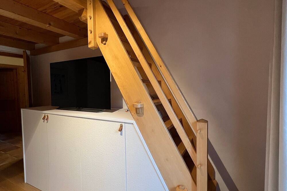 Chalet de l'Ours, au pied des pistes Espace Diamant, idéal pour les familles in Notre-Dame-de-Bellecombe, Région d'Albertville