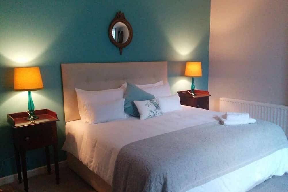 Entire apartment, Narrow Water Castle Self Catering Accommodation in County Down