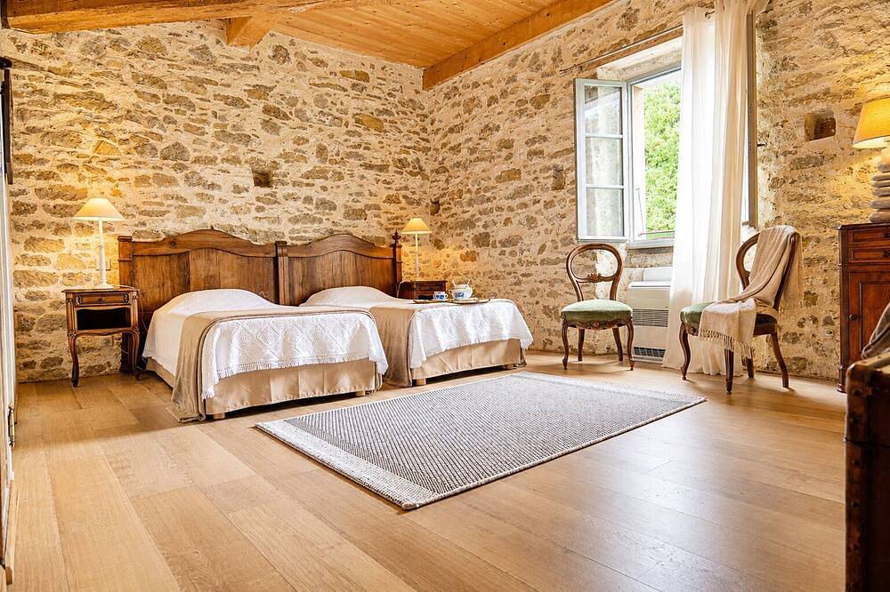 Gîte de charme près de Carcassonne, avec piscine privée in Lauraguel, Région de Limoux
