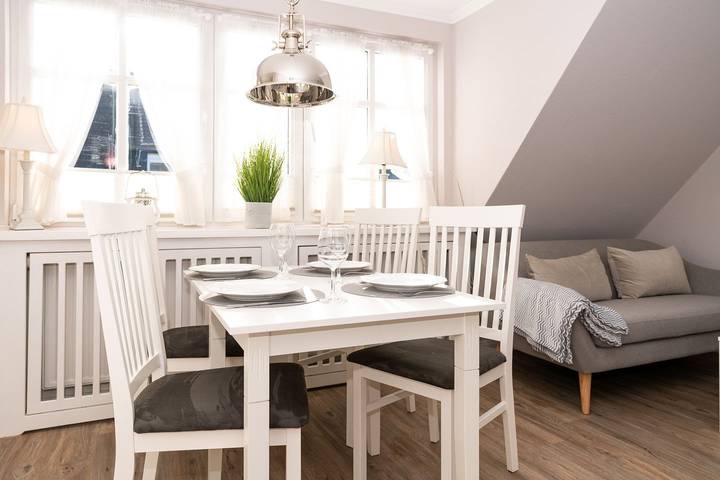 Ganze Wohnung, 3-Zimmer-Whg. im Og in ruhiger Lage in Alt-Westerland in Westerland, Sylt (Gemeinde)