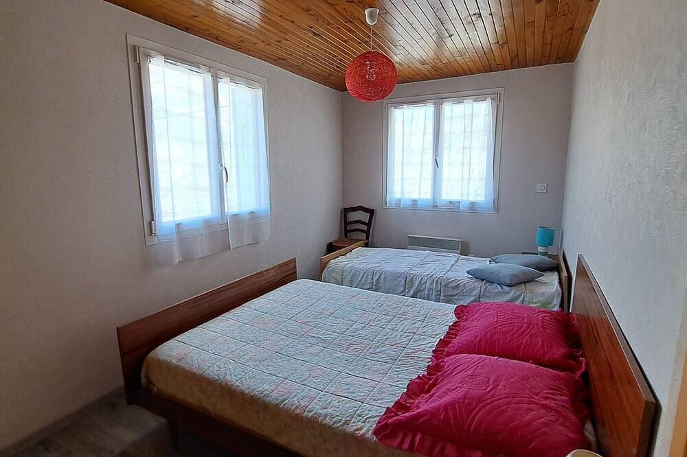Geheel appartement, Beautiful 2Br in Jausiers with terrace and parking in Jausiers, Nationaal park Mercantour