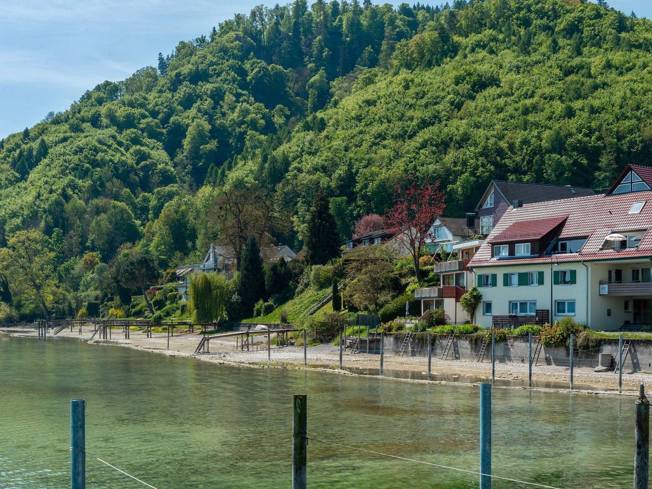 Ganze Ferienwohnung, Merk Ferienwohnungen Gbr - Ferienwohnung 2, 70qm in Bodman-Ludwigshafen, Obersee (Bodensee)
