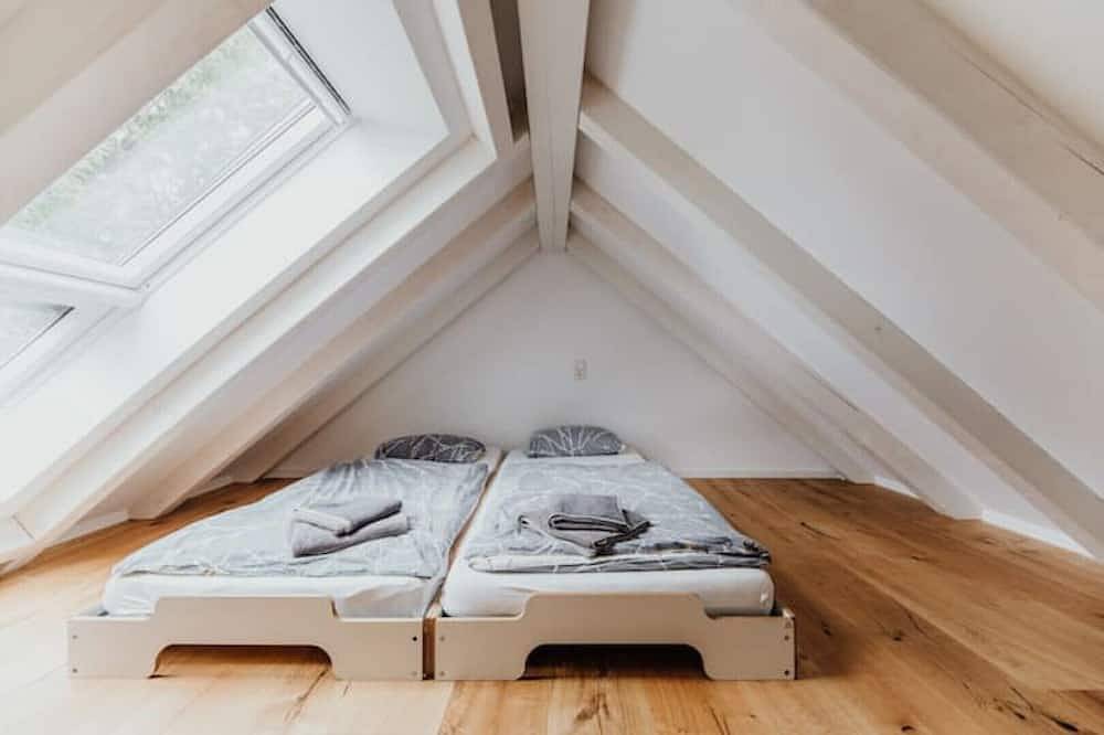 Ganze Wohnung, “Stadt-Land-Scheune” - Landloft im Dachgeschoss in Wabe-Schunter-Beberbach, Braunschweig