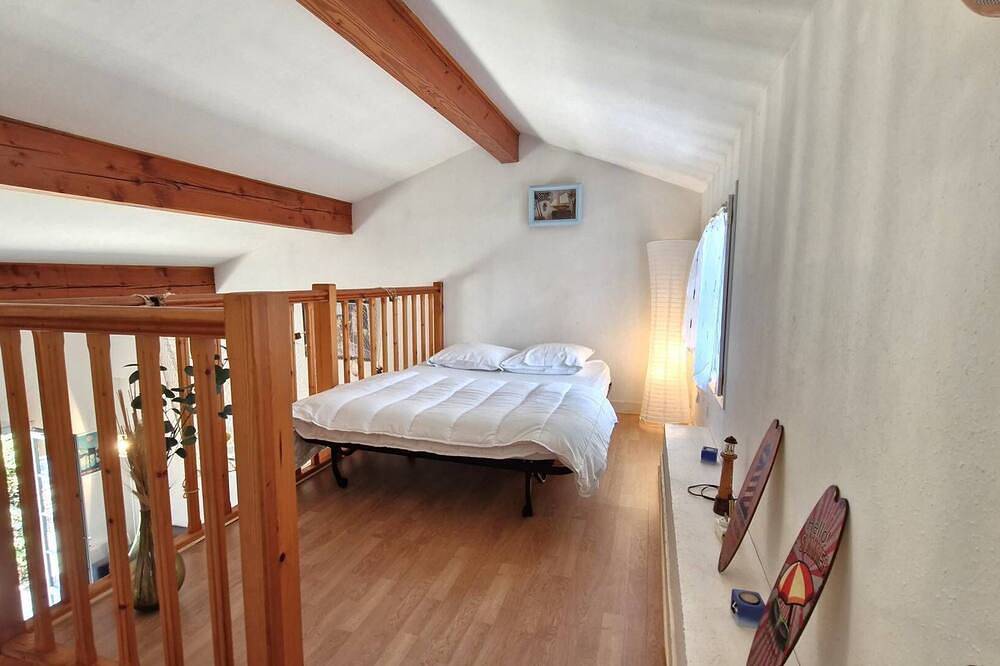 Entire apartment, Meschers sur Gironde - Holiday House - terrace - near Beach in Meschers-sur-Gironde, Rochefort region