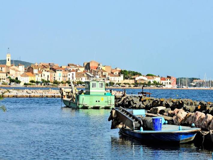 Location de vacances pour 3 personnes, avec piscine, animaux acceptés à Balaruc-les-Bains