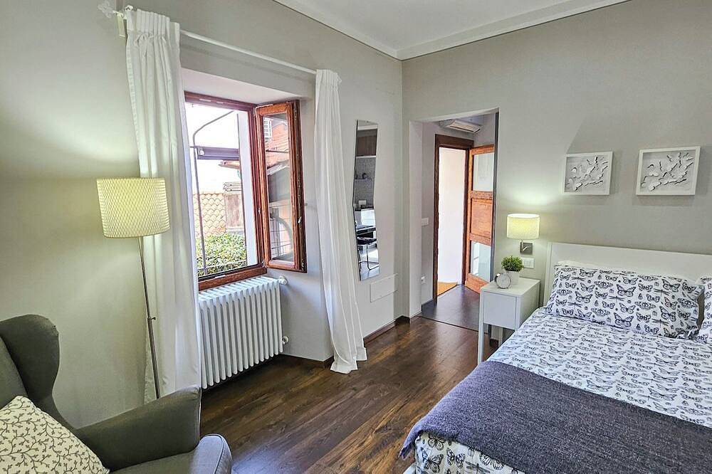 Ganze Wohnung, Exklusive 2-Zimmer-Wohnung in ruhiger & sonniger Lage im Herzen von Cannero in Cannero, Cannero Riviera