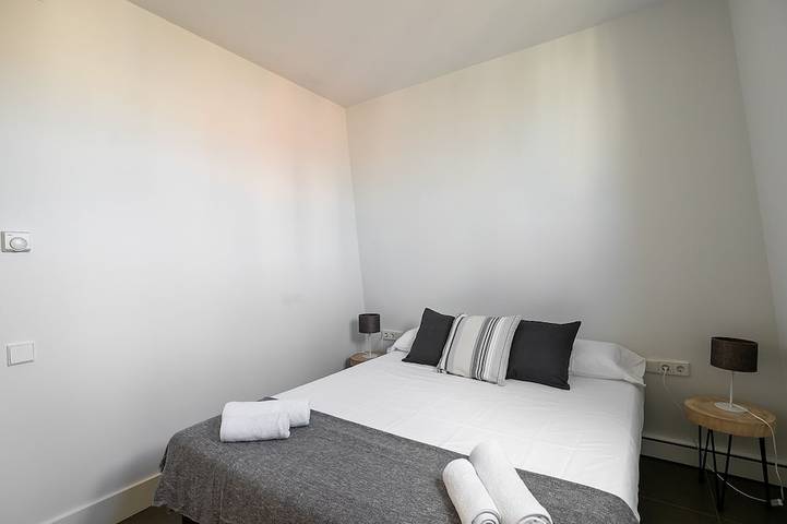 Gîte pour 4 personnes, avec terrasse dans El Trampoli - 3