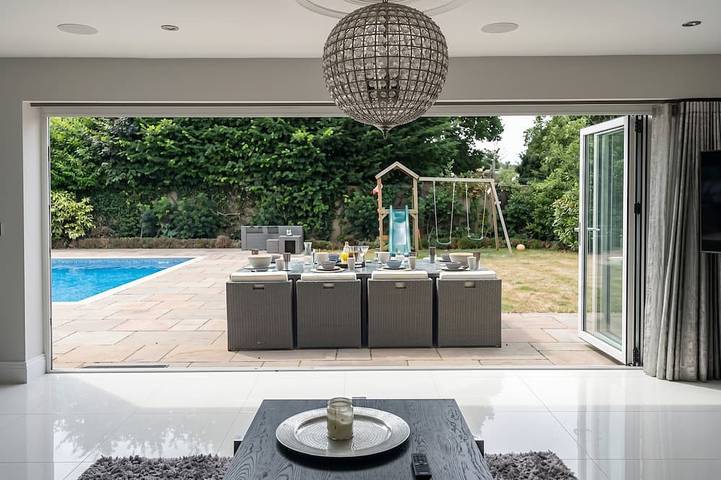 Holiday rental for 14 people in Buckinghamshire