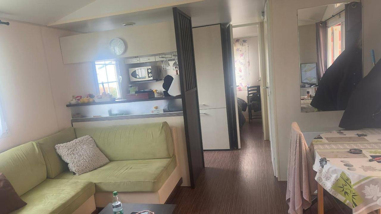 Beau Mobilhome 6 à 8p tout confort in Moutiers-les-Mauxfaits, Vendée