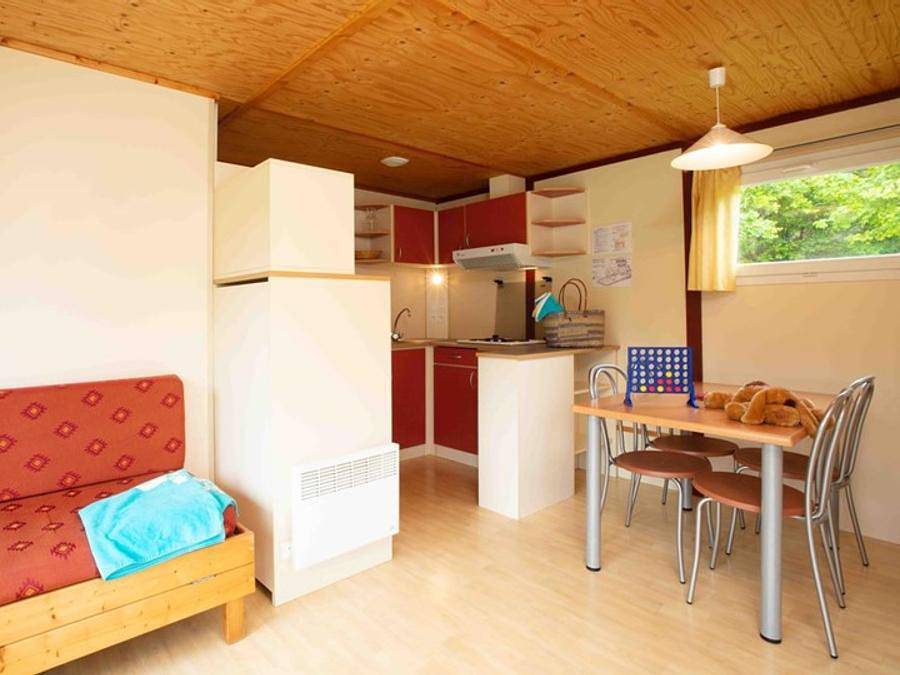 Camping Le Moulin du Bel Air - Chalet 4 personas in Saint-Germain-du-Bel-Air, Quercy