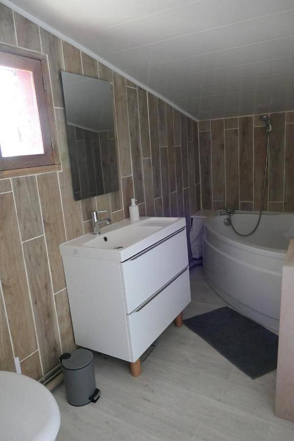 Location de vacances pour 6 personnes, avec Terrasse et Vue à Jujols - 4