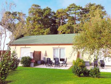 Ferienhaus für 4 Personen, mit Garten in Zempin
