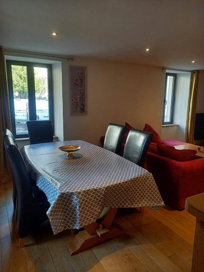 Gîte pour 4 personnes, avec balcon et vue dans Office De Tourisme De Brides Les Bains - 2
