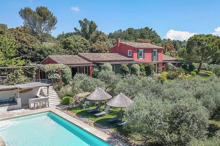 Villa voor 14 personen, met tuin in Eyragues