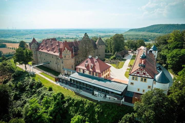 Hotel für 2 Personen, mit Terrasse und Garten sowie Ausblick im Steigerwald