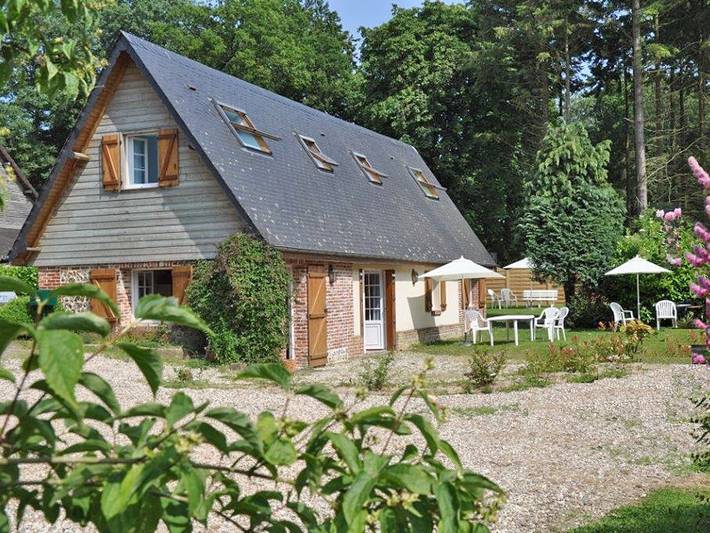 Gîte pour 6 personnes, avec jardin à Hautot-l'Auvray