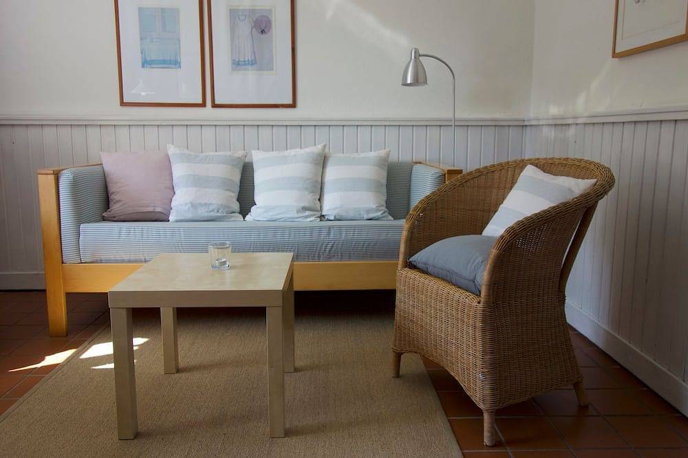 Entire apartment, Vacation home 9 - Holiday homes Michaelis 9 and 10 in Morgenitz in Mellenthin, Usedom