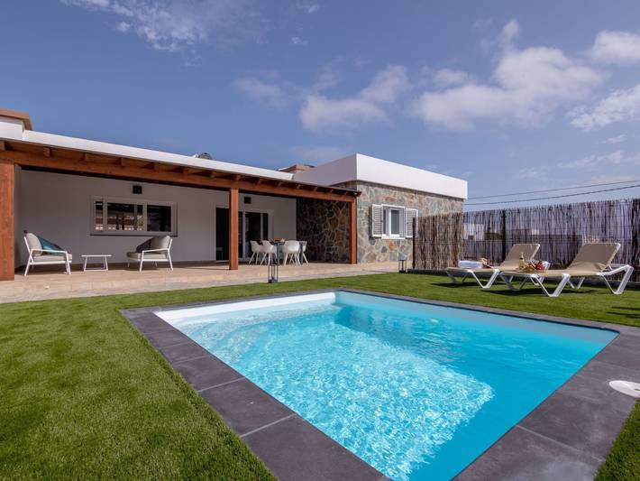 Casa vacanza per 2 persone, con Terrazza e Giardino nonché Piscina a Villaverde
