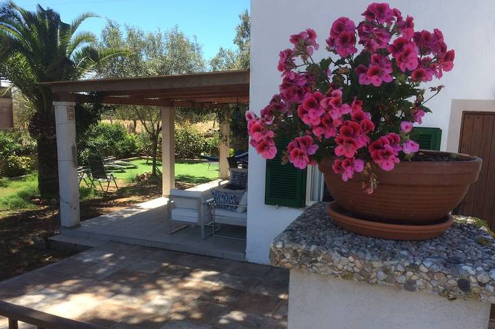 Ferienhaus für 6 Personen, mit Terrasse und Garten in Cala Mondrago