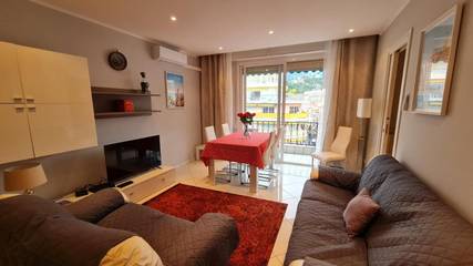 Gîte pour 2 personnes, avec vue et terrasse dans Casino De Menton
